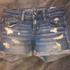 american eagle shorts!